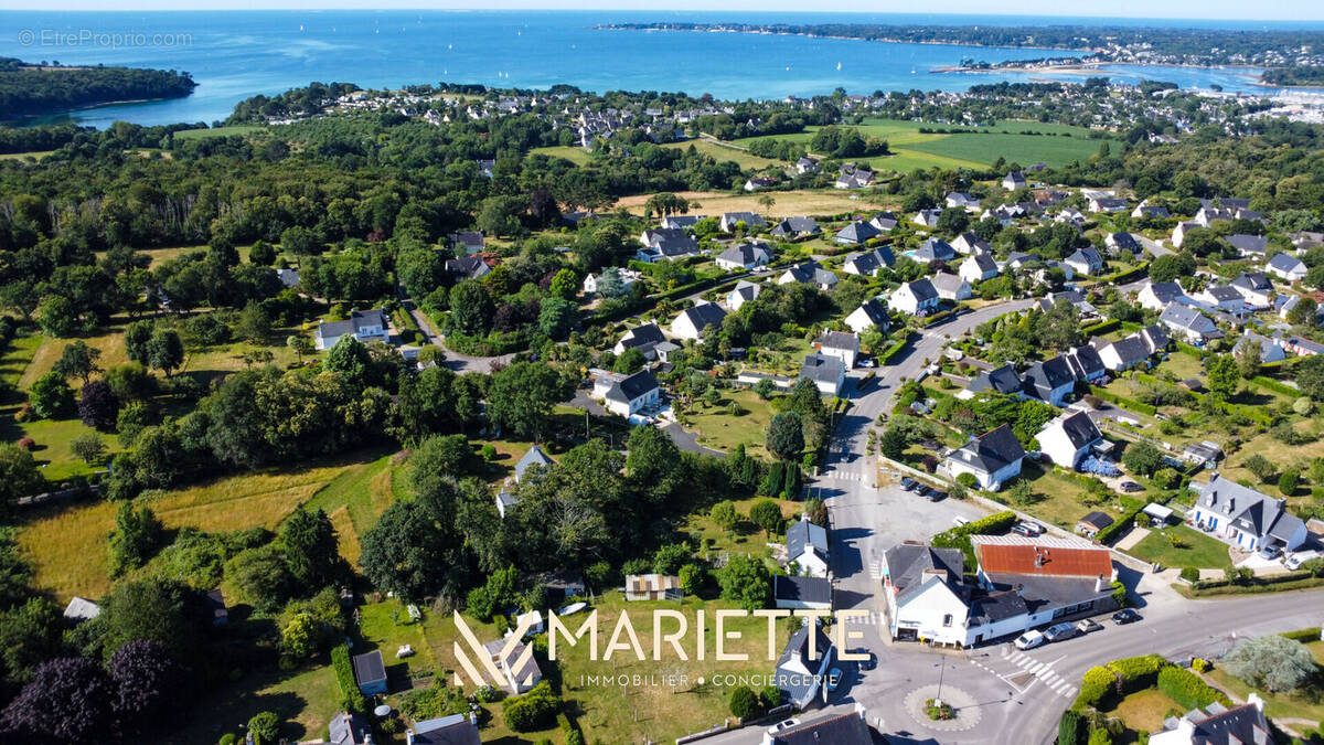 Terrain à LA FORET-FOUESNANT