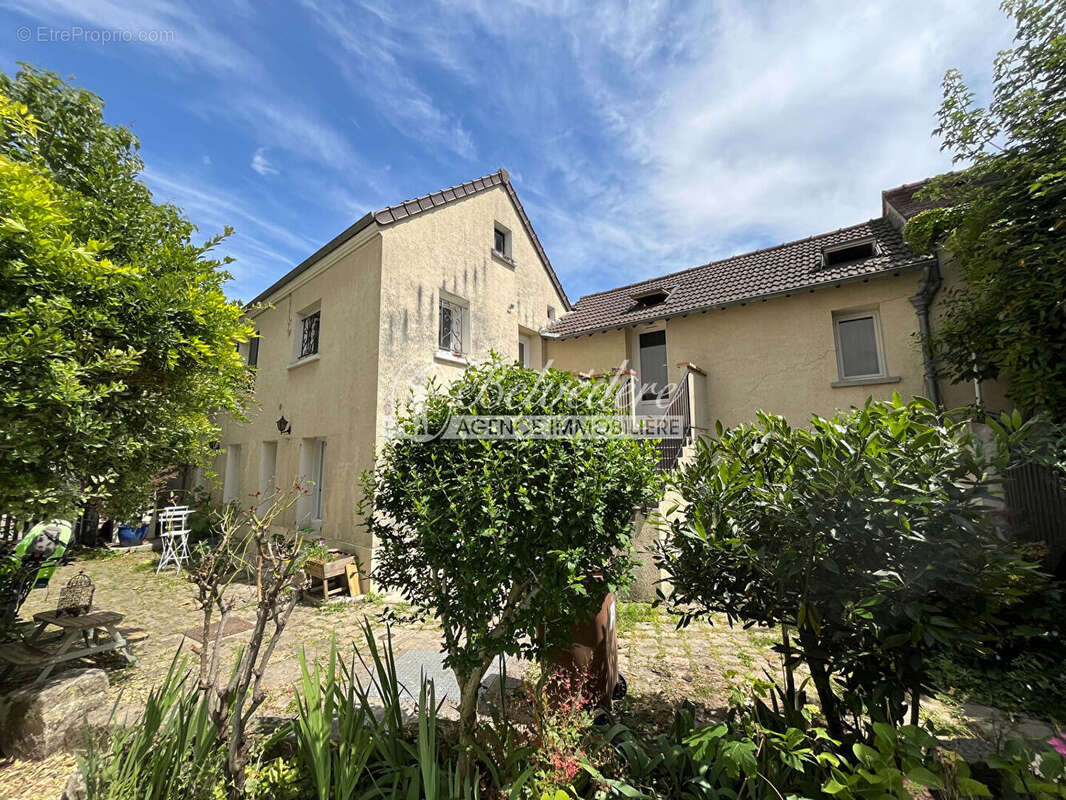Maison à SAINT-LEU-LA-FORET