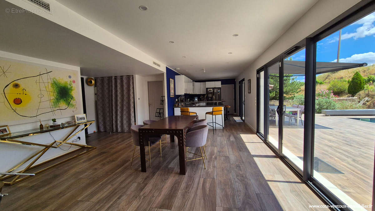 Maison à BEAUMES-DE-VENISE