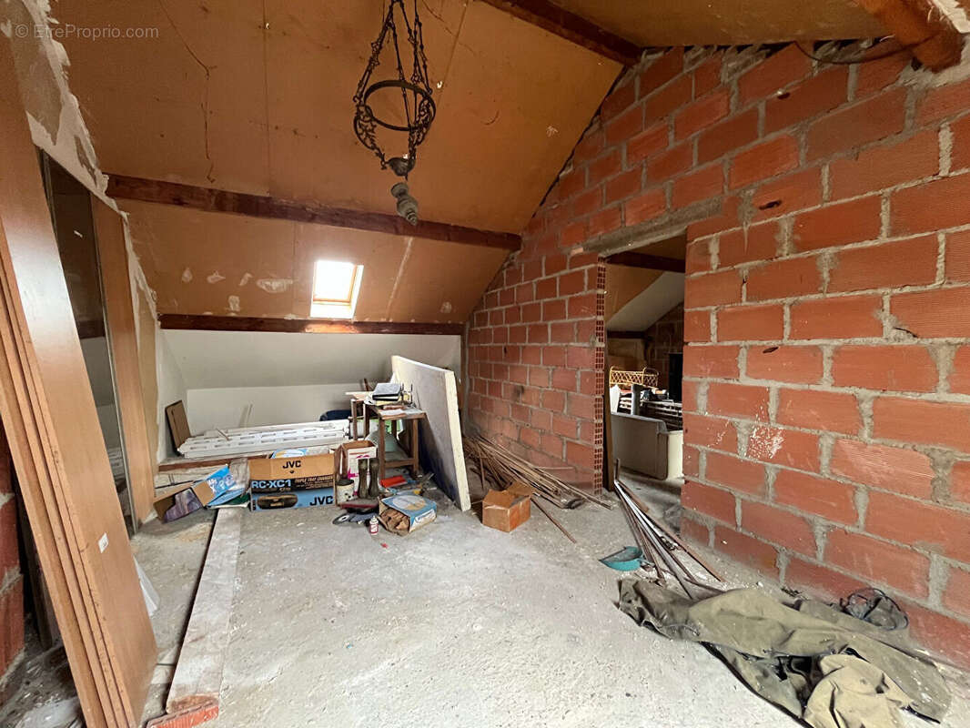 Maison à NEUILLY-EN-THELLE