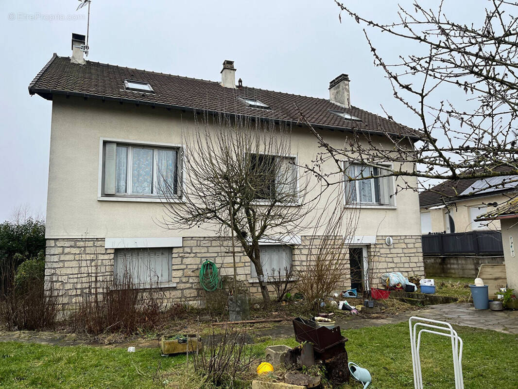 Maison à NEUILLY-EN-THELLE