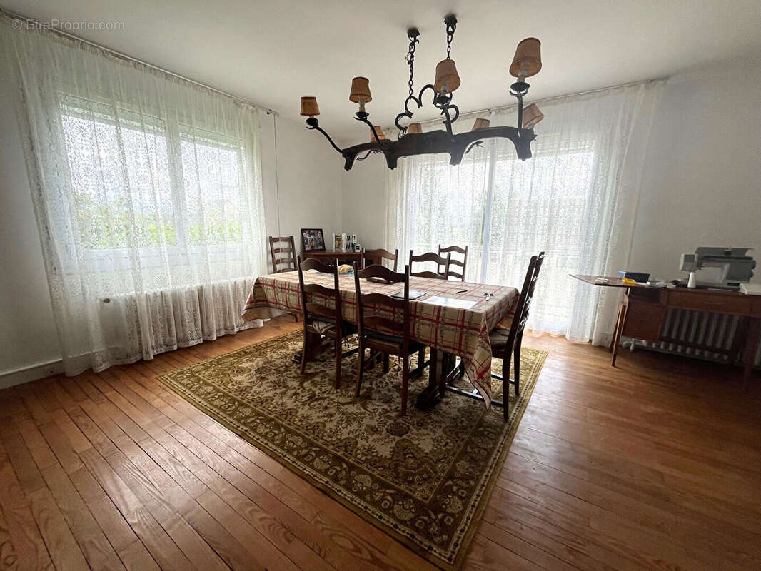 Maison à NEUILLY-EN-THELLE