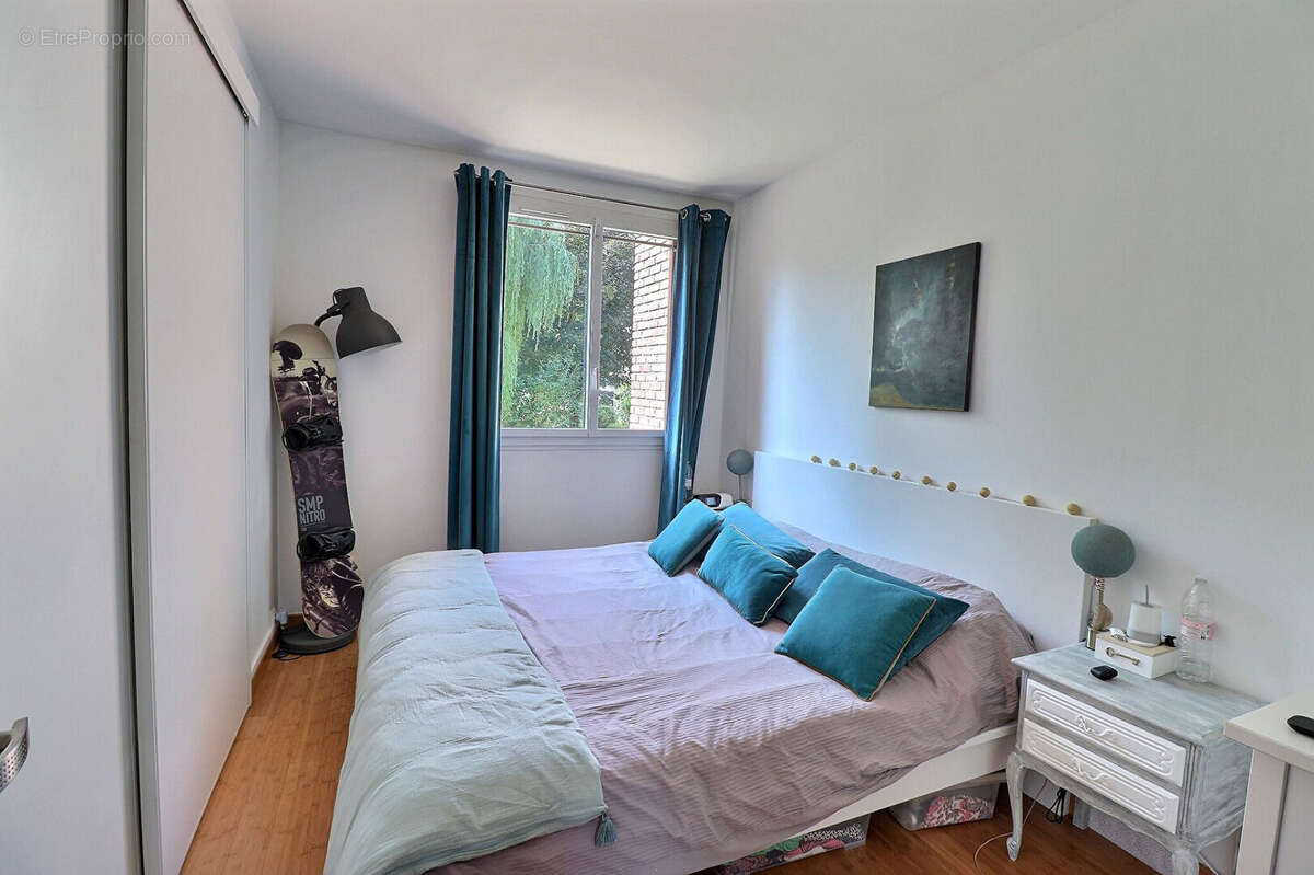 Appartement à MAREIL-MARLY