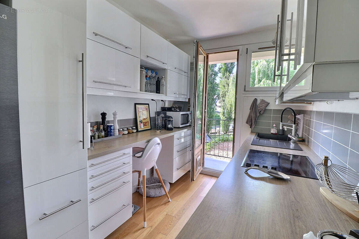 Appartement à MAREIL-MARLY