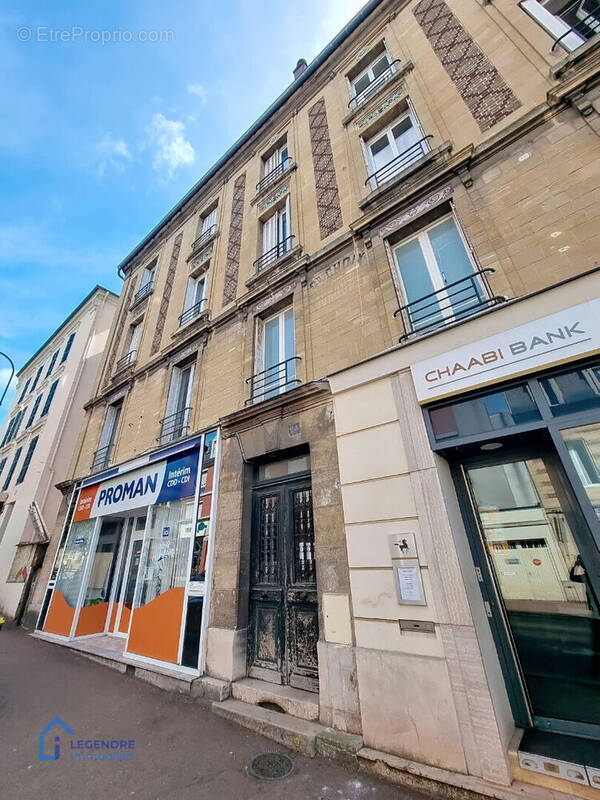 Commerce à PONTOISE