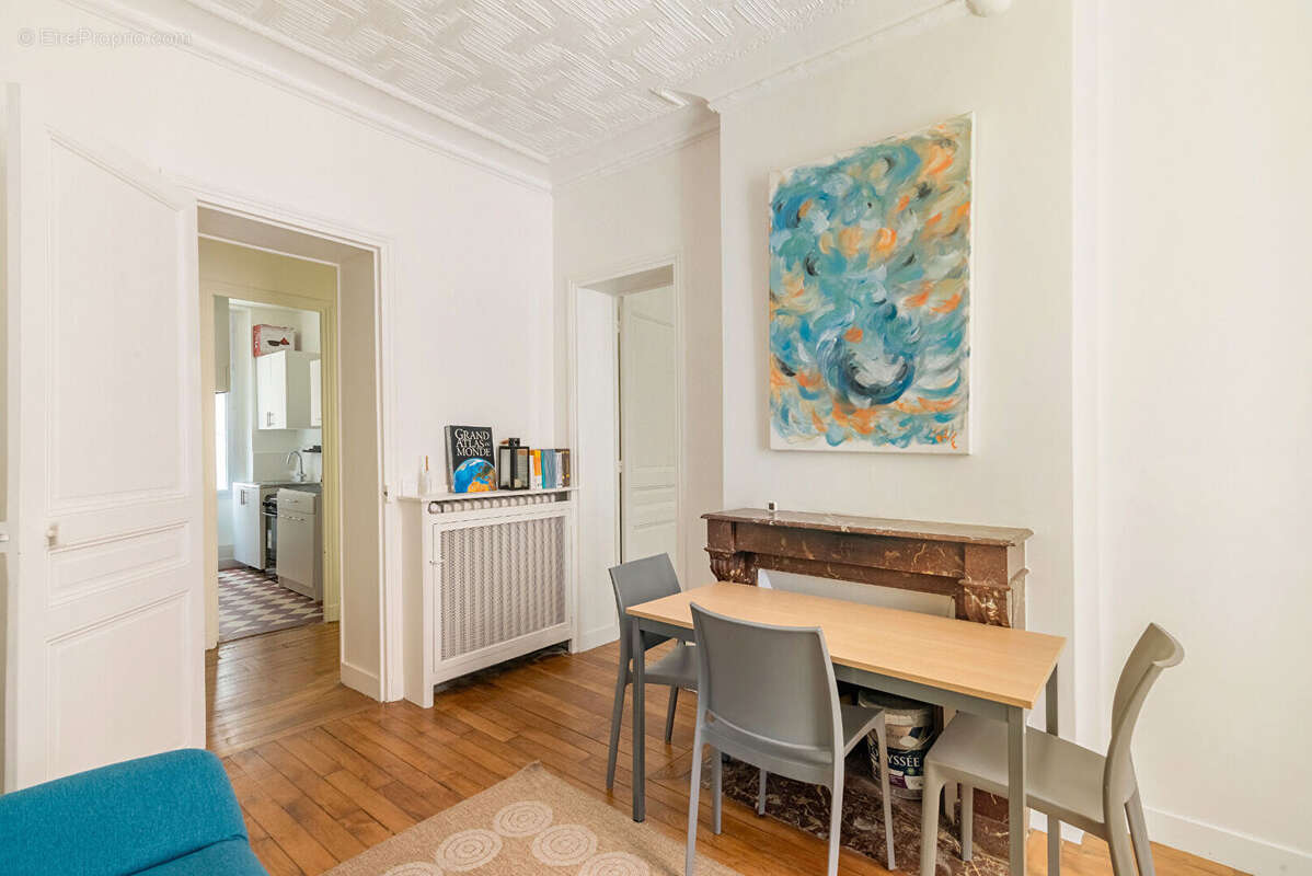Appartement à PARIS-10E