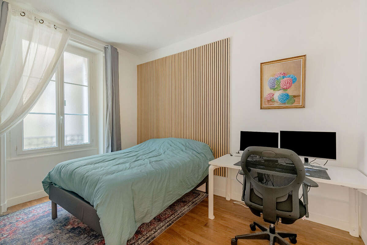 Appartement à PARIS-10E