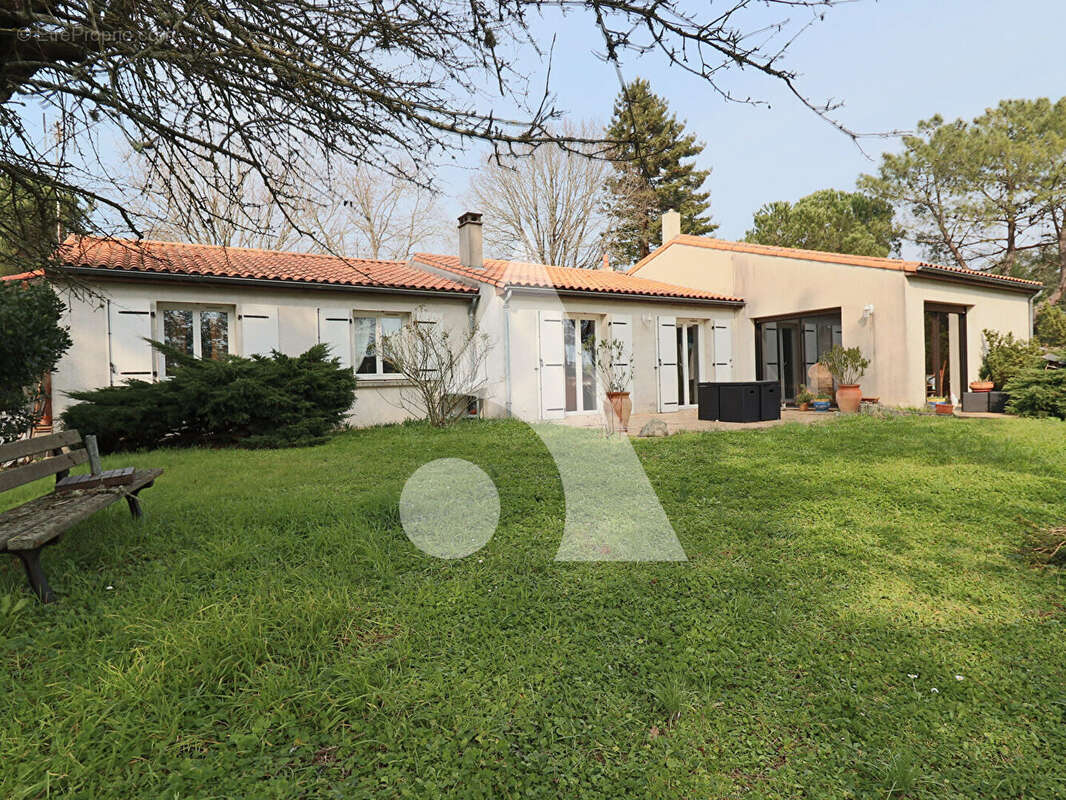 Maison à LA TREMBLADE