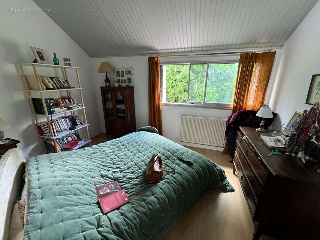 Maison à SAINT-NOM-LA-BRETECHE