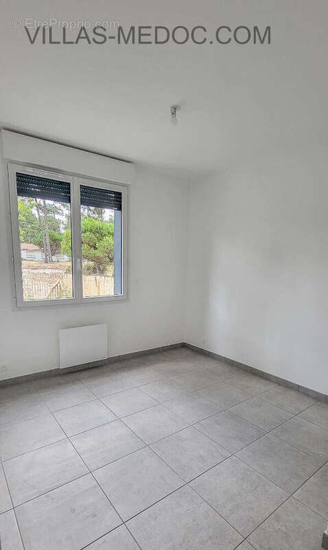 Appartement à VENDAYS-MONTALIVET