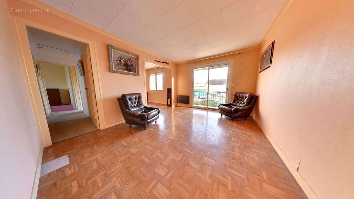 Maison à ROISSY-EN-BRIE