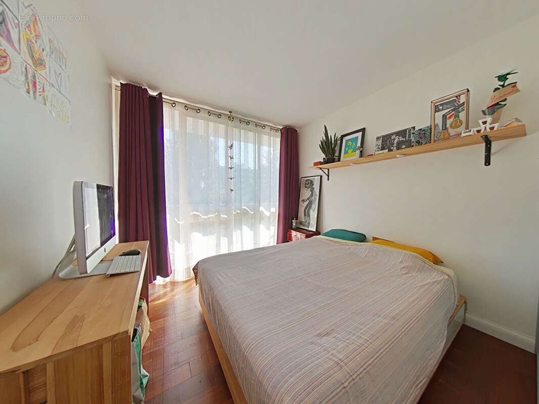 Appartement à FONTENAY-LE-FLEURY