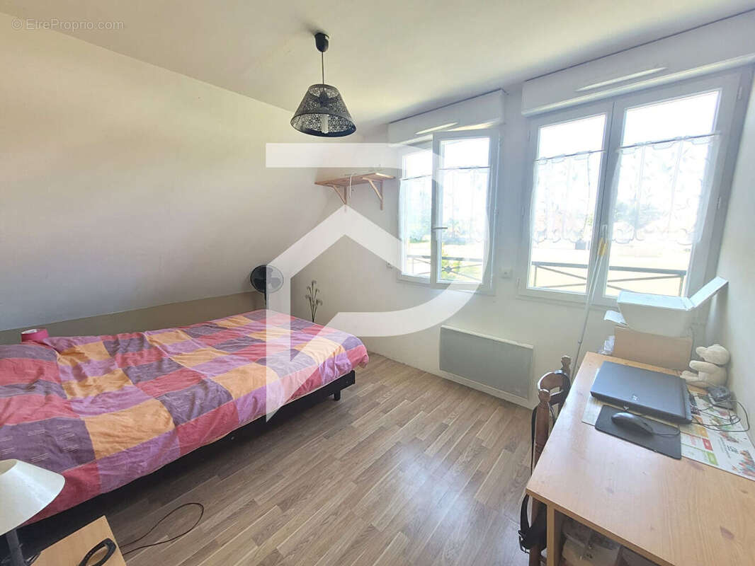 Maison à VEUXHAULLES-SUR-AUBE