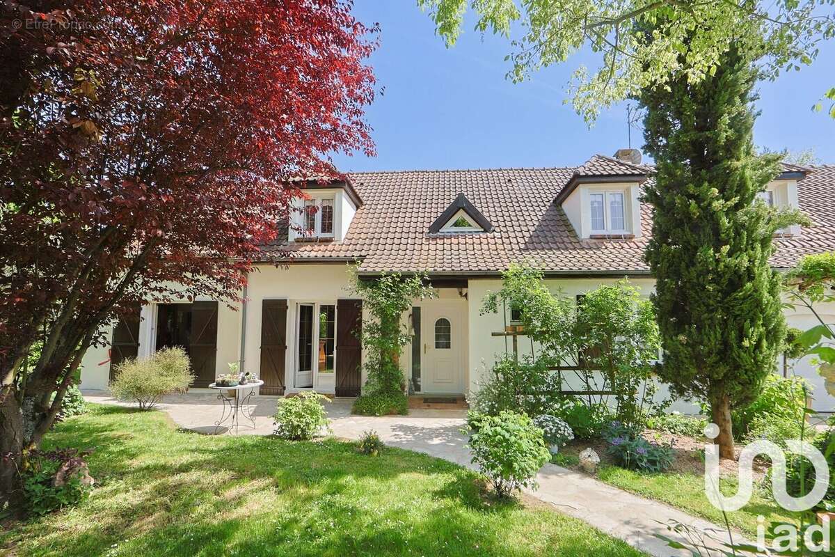 Photo 2 - Maison à GRESSY