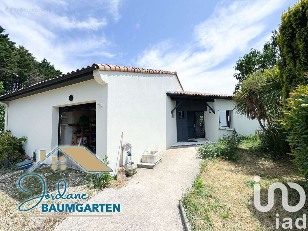 Photo 2 - Maison à MEDIS