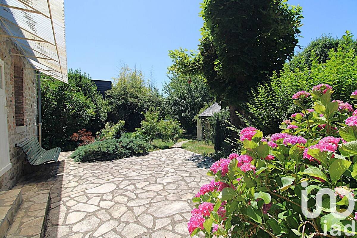 Photo 1 - Maison à MONTBOUCHER