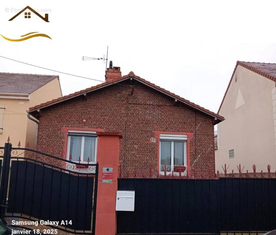 Photo 1 - Maison à VILLIERS-LE-BEL