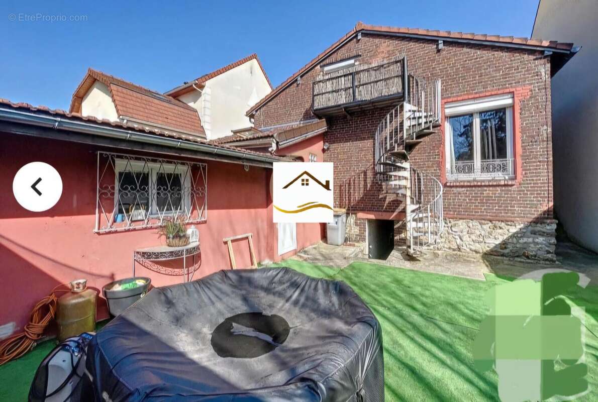 Photo 2 - Maison à VILLIERS-LE-BEL