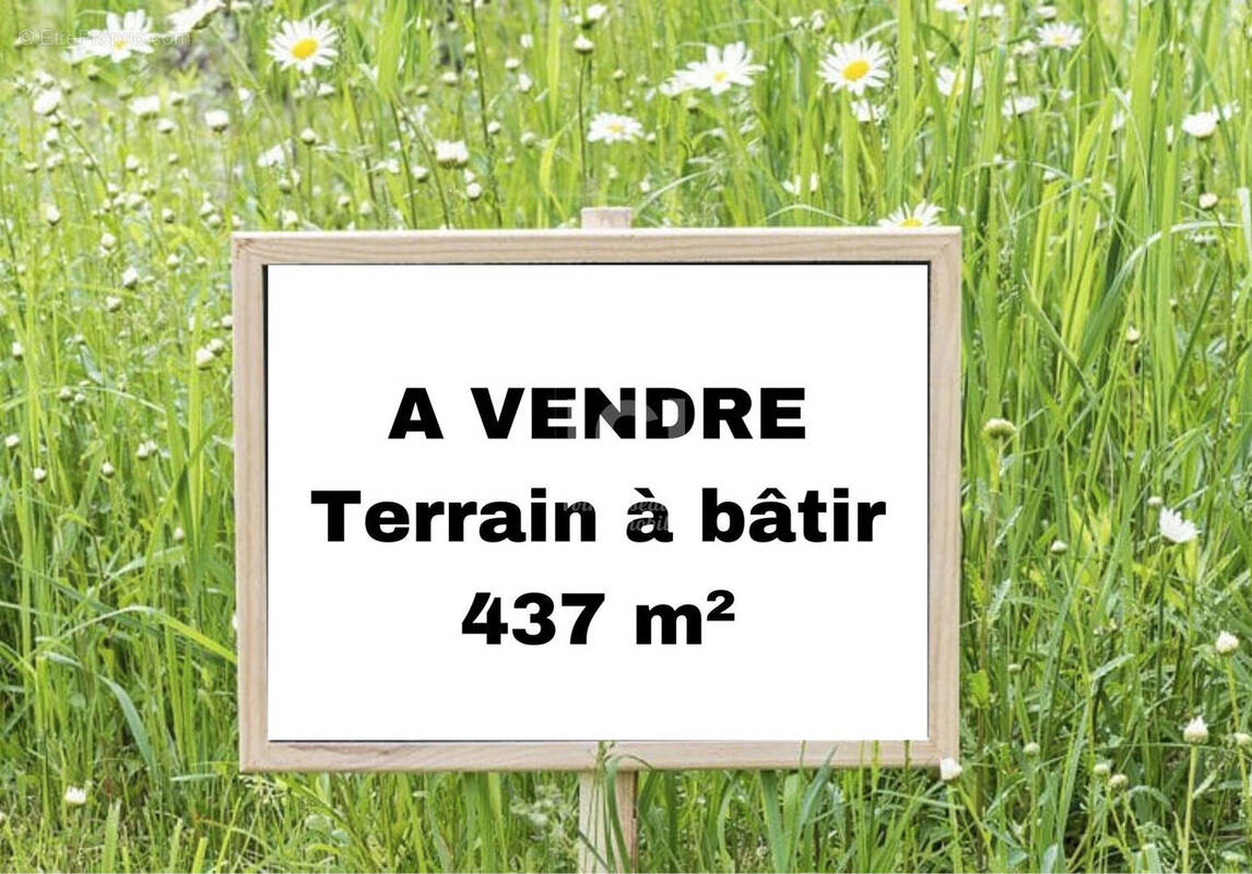 Terrain à LA LIMOUZINIERE