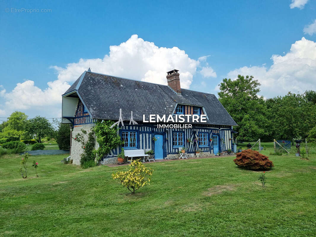 Maison à SAINT-PIERRE-DU-VAL