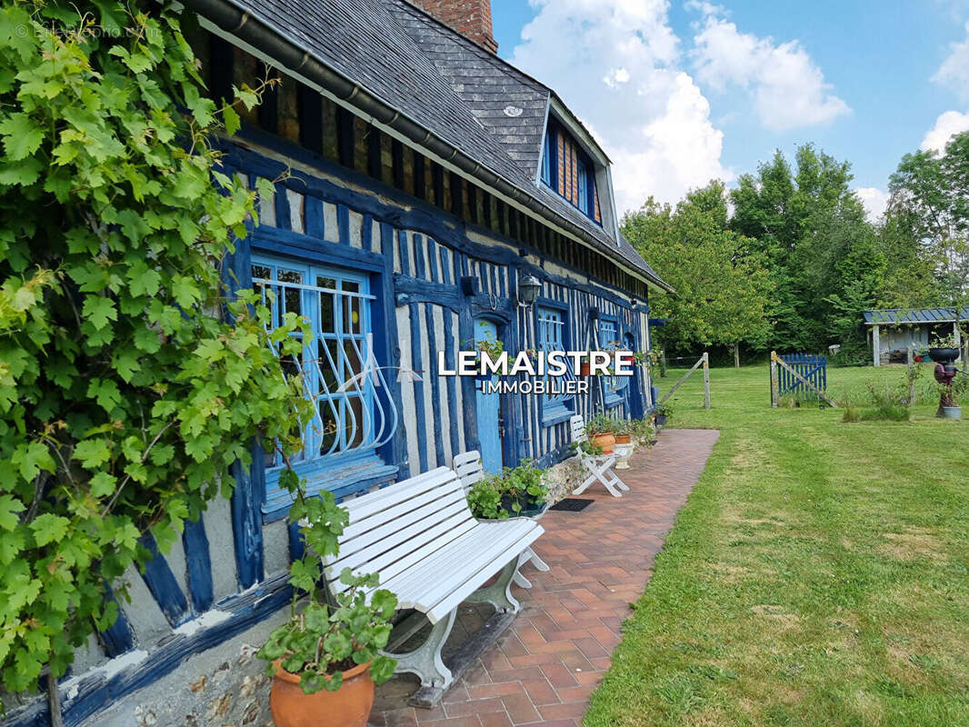 Maison à SAINT-PIERRE-DU-VAL