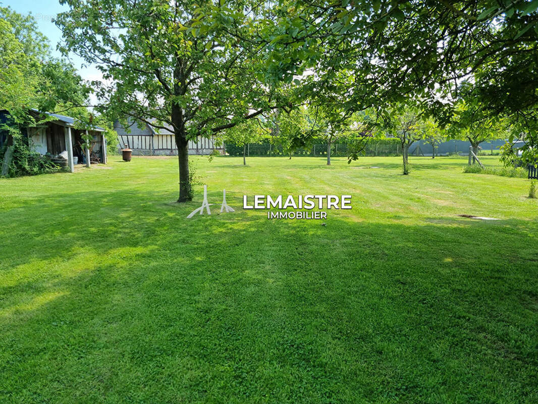 Maison à SAINT-PIERRE-DU-VAL