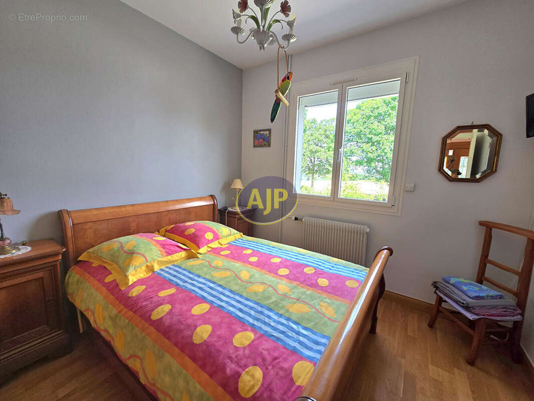 Maison à MARSAC-SUR-DON