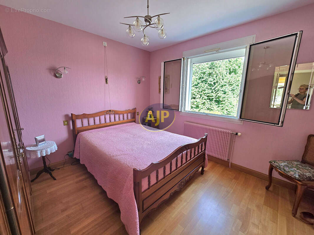 Maison à MARSAC-SUR-DON