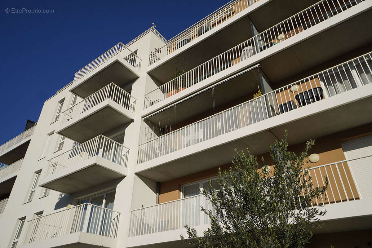 Appartement à COULAINES