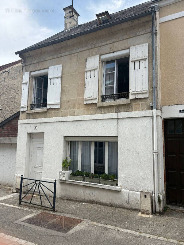 Maison à CREPY-EN-VALOIS