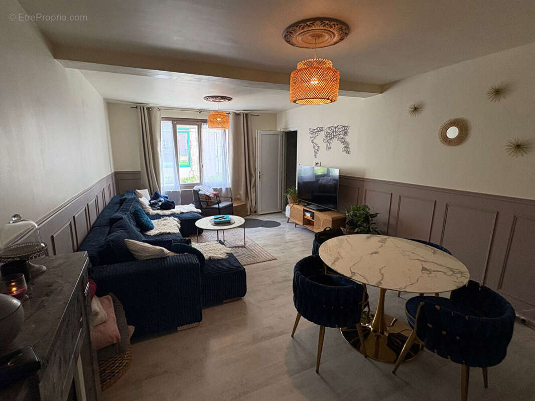 Maison à CREPY-EN-VALOIS