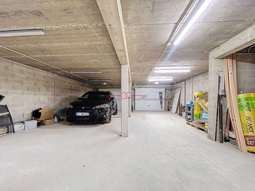 Maison à SAINTE-MENEHOULD