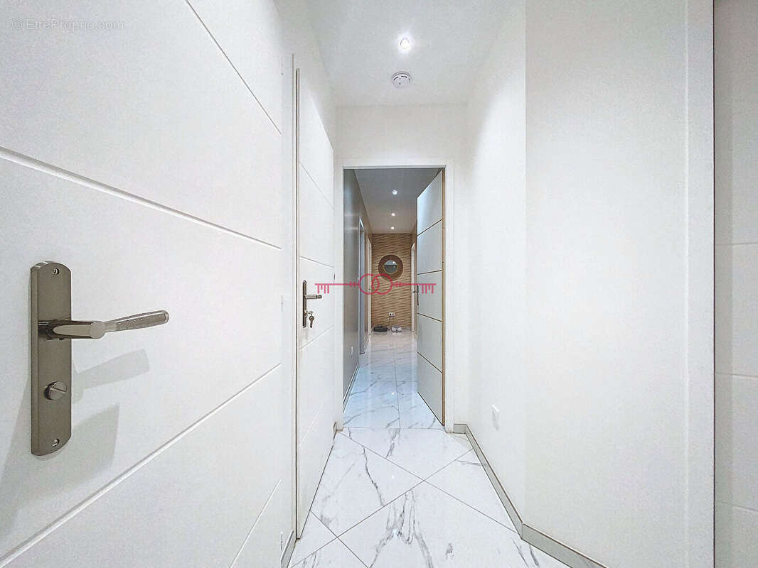 Maison à SAINTE-MENEHOULD