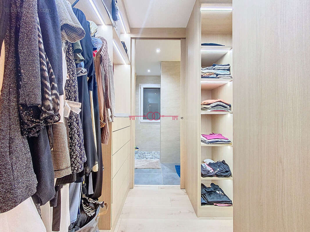 Maison à SAINTE-MENEHOULD