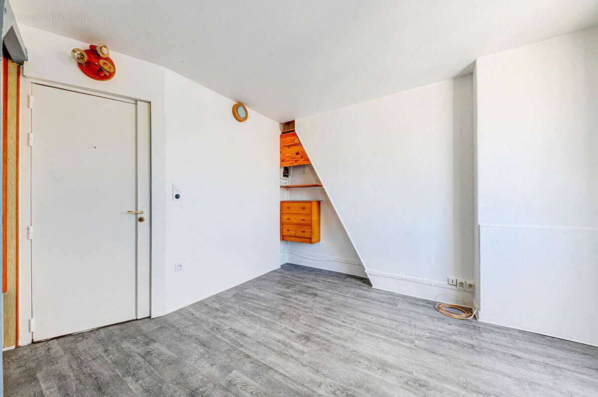 Appartement à PARIS-19E