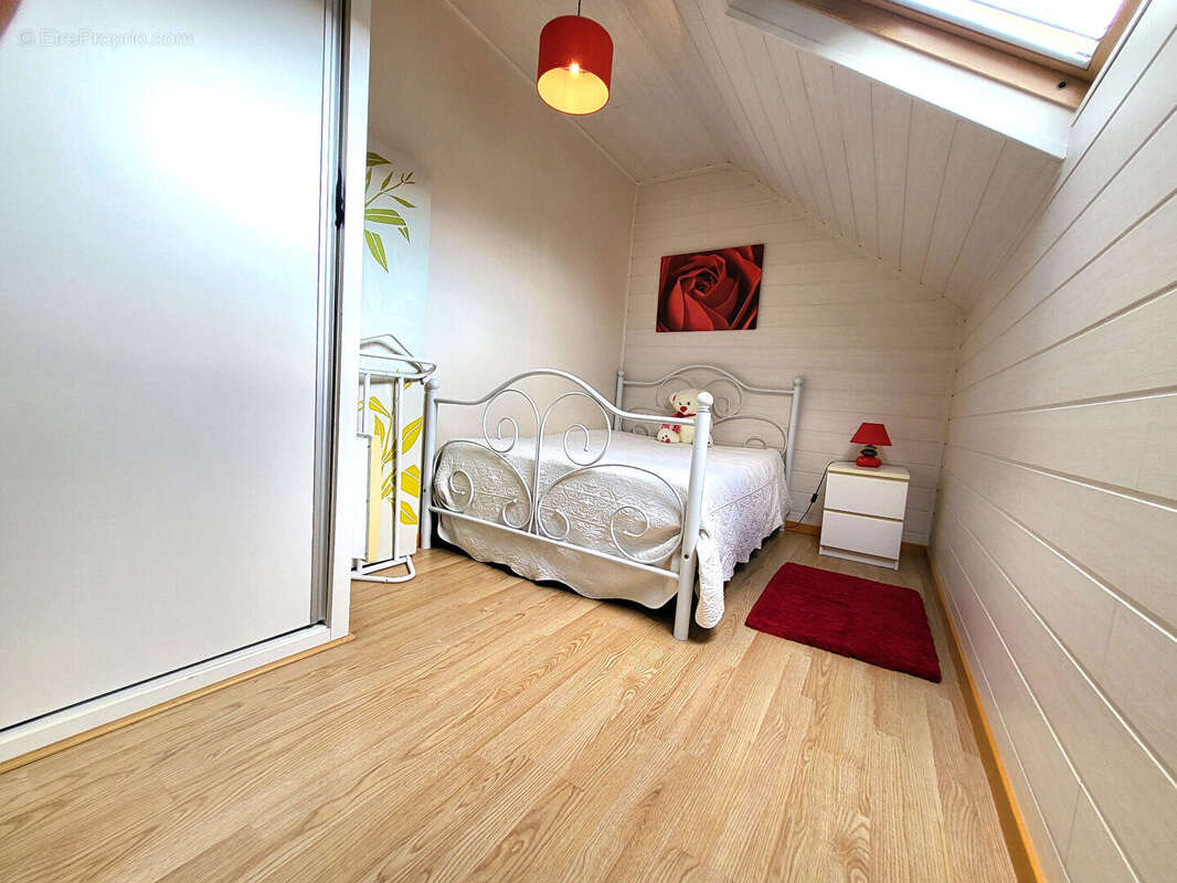 Maison à VETRAZ-MONTHOUX