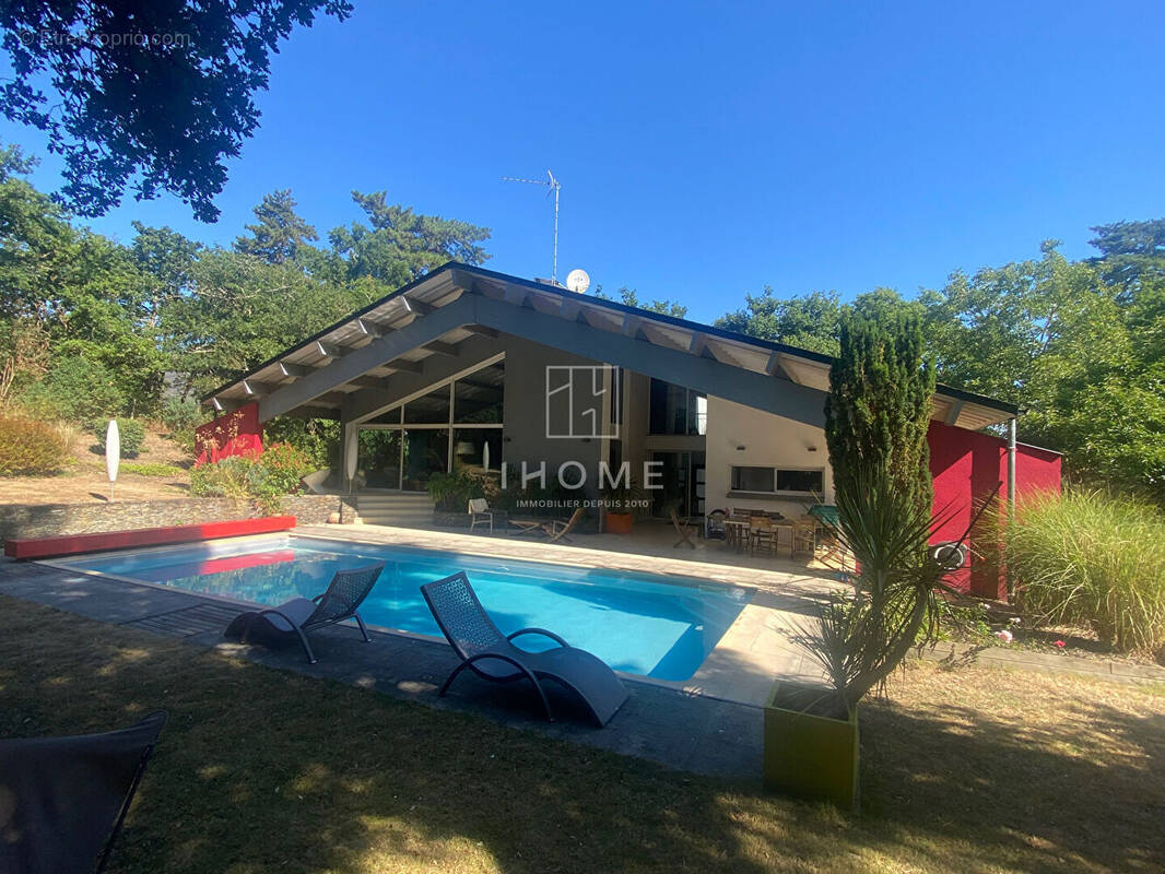 Maison à JUIGNE-SUR-LOIRE