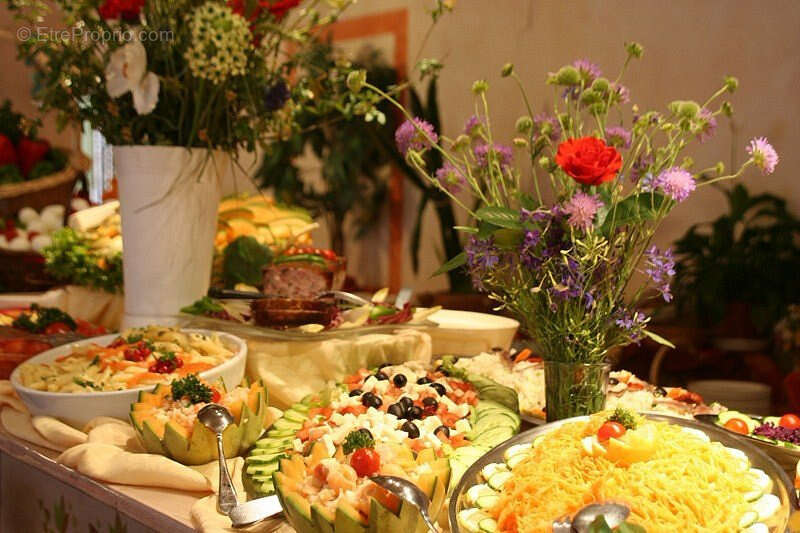 Commerce à LE LAUZET-UBAYE