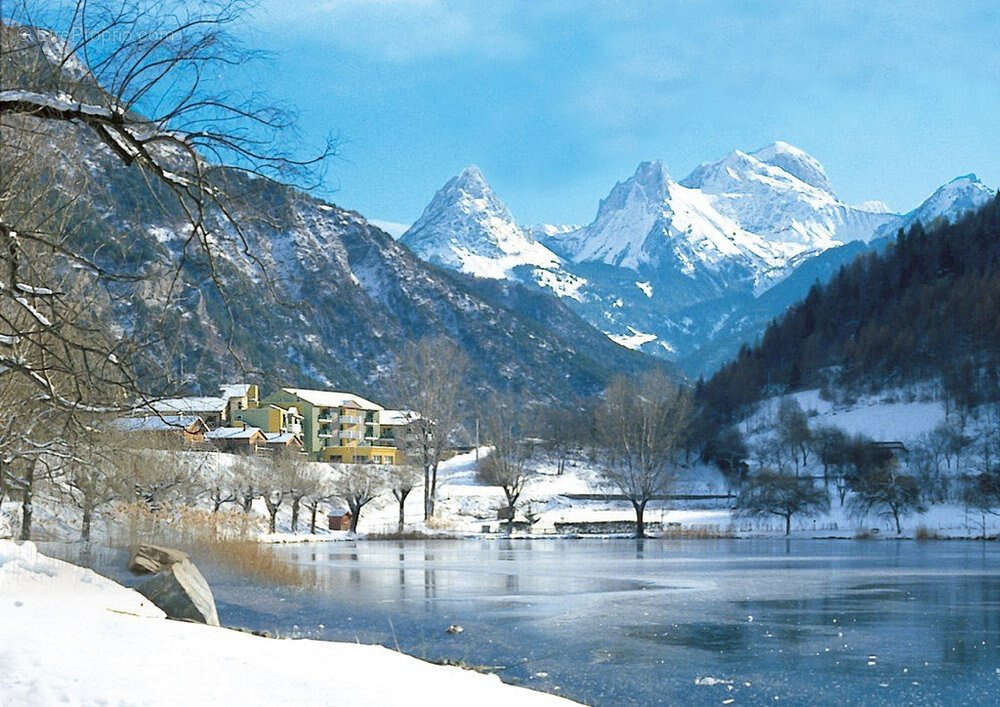 Commerce à LE LAUZET-UBAYE