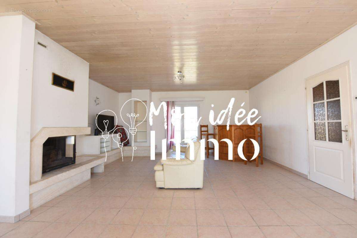 Maison à L&#039;EPINE