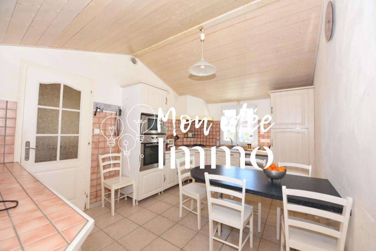 Maison à L&#039;EPINE