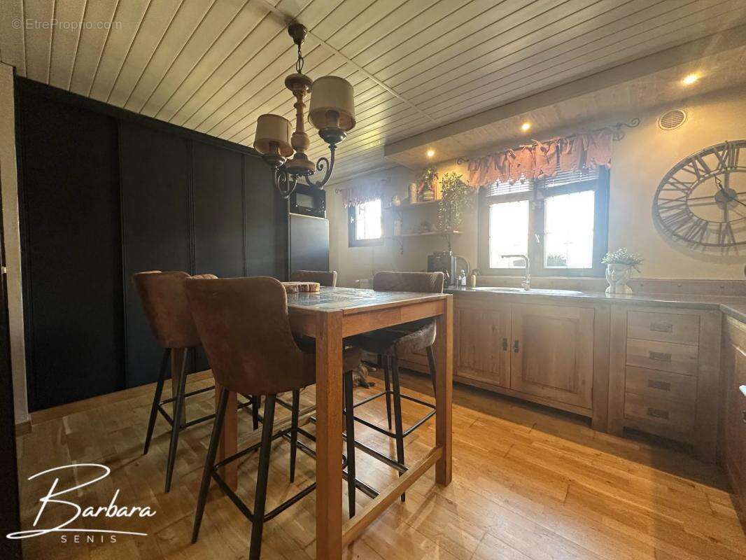 Maison à MONTIGNY-EN-OSTREVENT