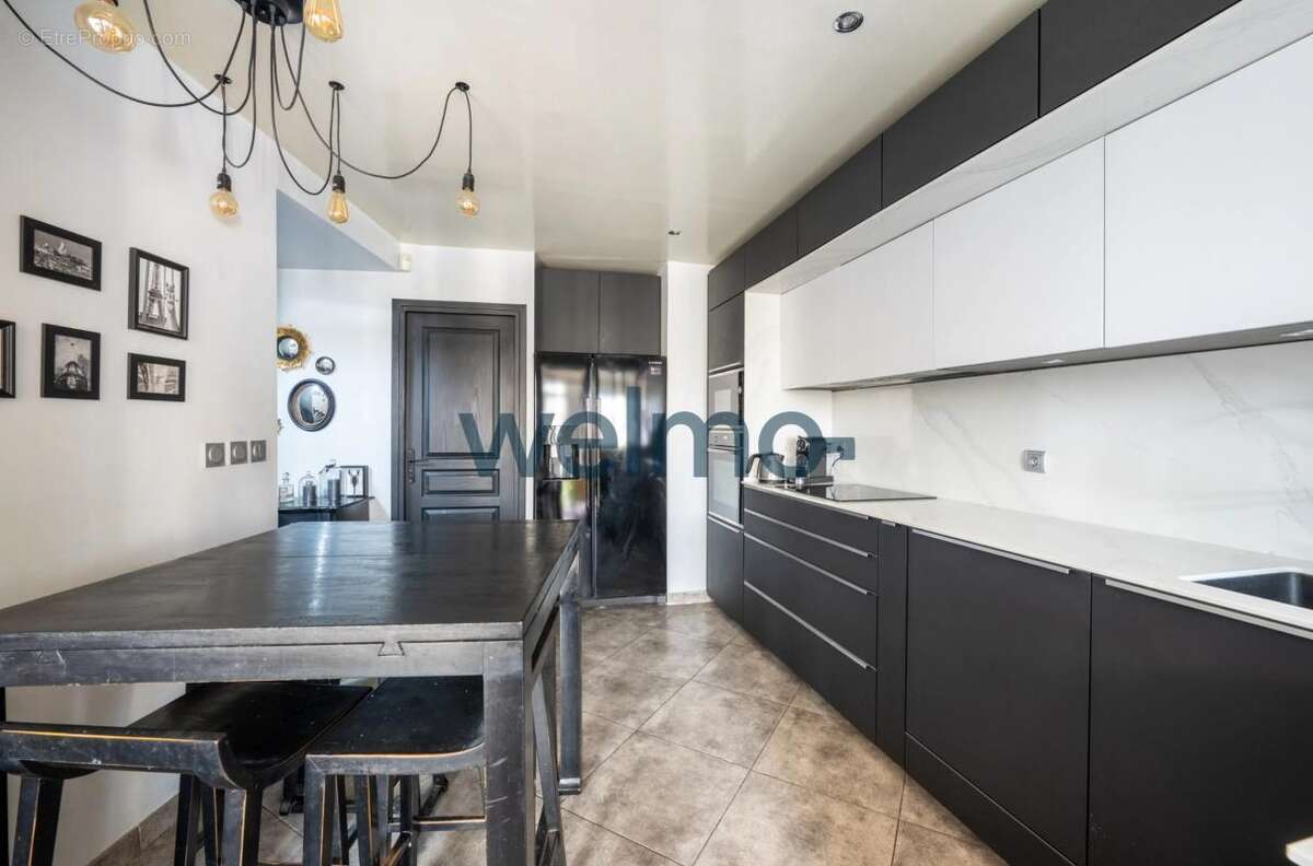 Appartement à CHILLY-MAZARIN