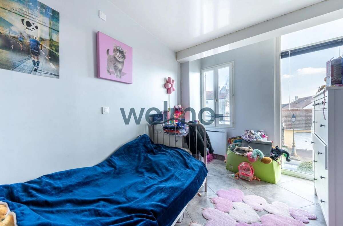 Appartement à CHILLY-MAZARIN