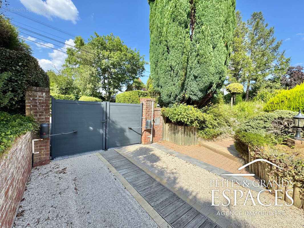 Maison à SAINT-SAULVE