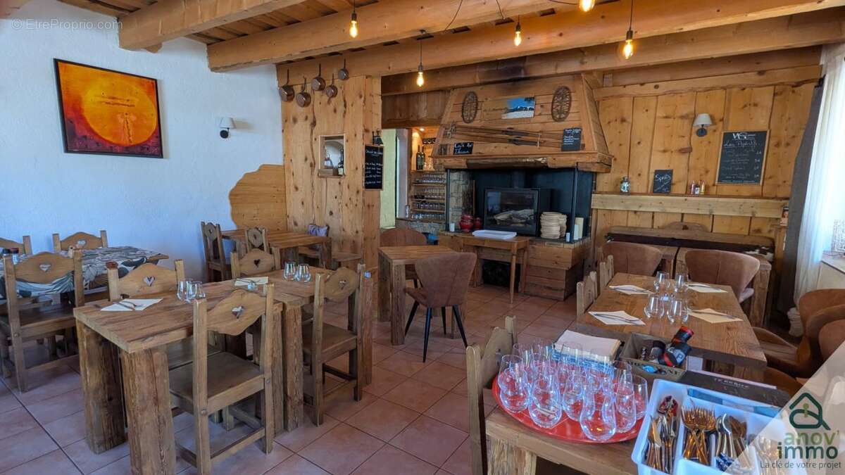 Commerce à CORRENCON-EN-VERCORS