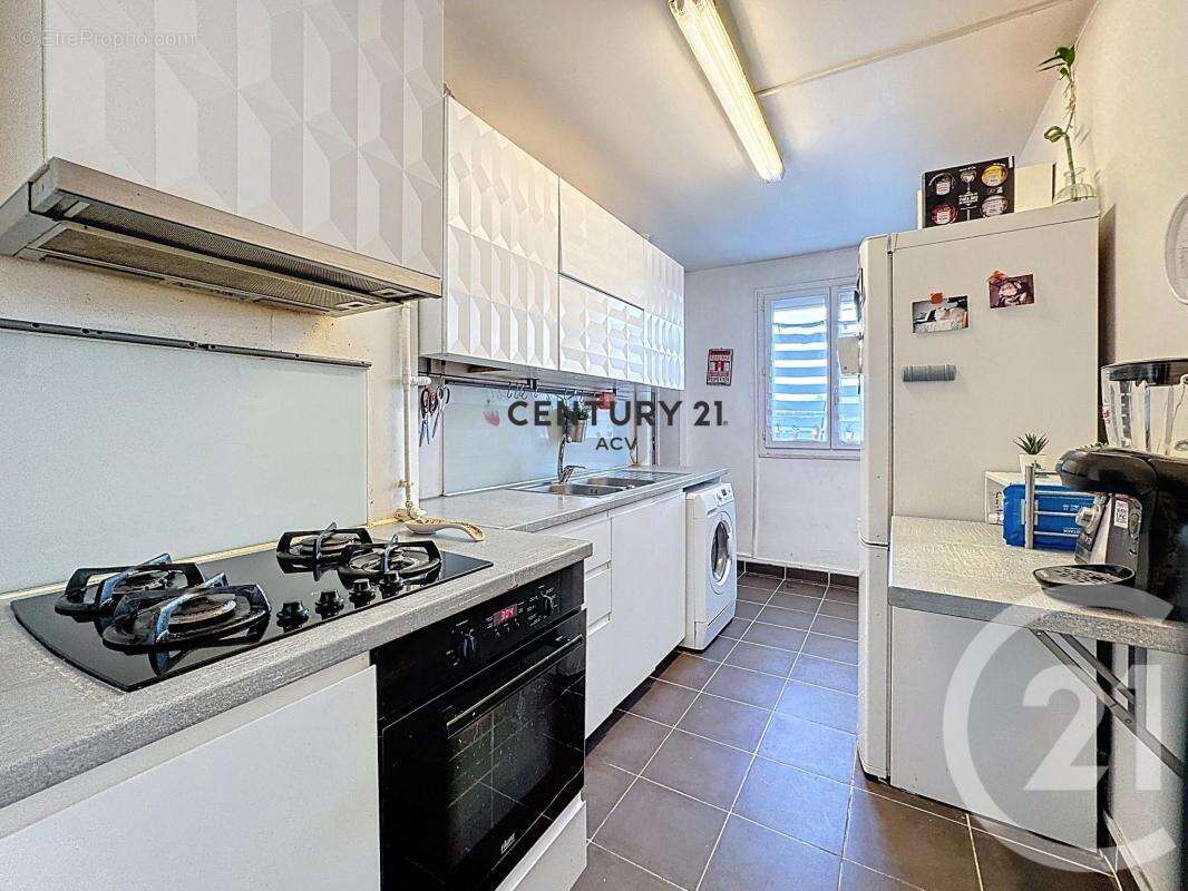 Appartement à MAISONS-ALFORT