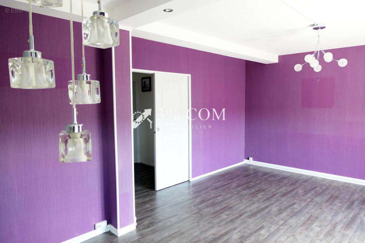 Appartement à NEUFCHATEL-EN-BRAY