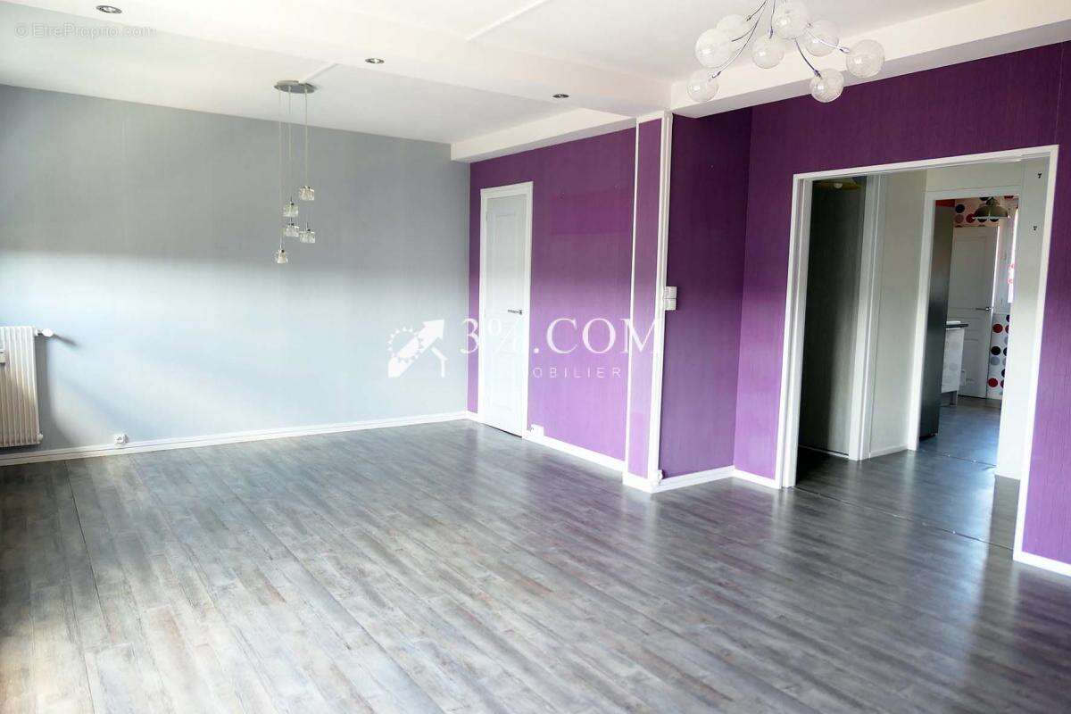 Appartement à NEUFCHATEL-EN-BRAY