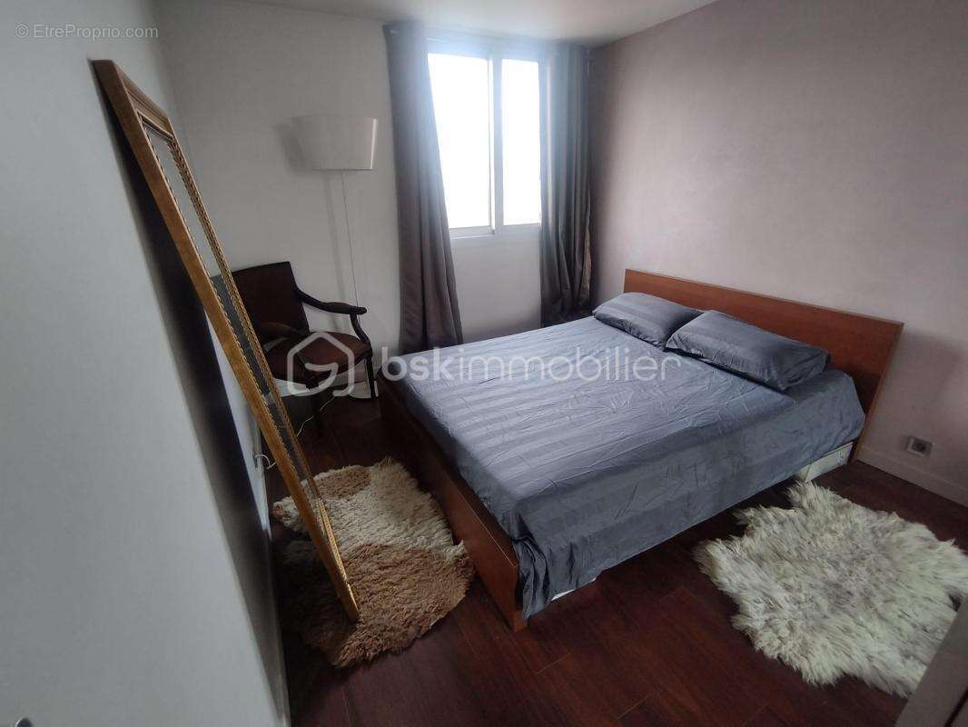 Appartement à VILLENEUVE-LA-GARENNE